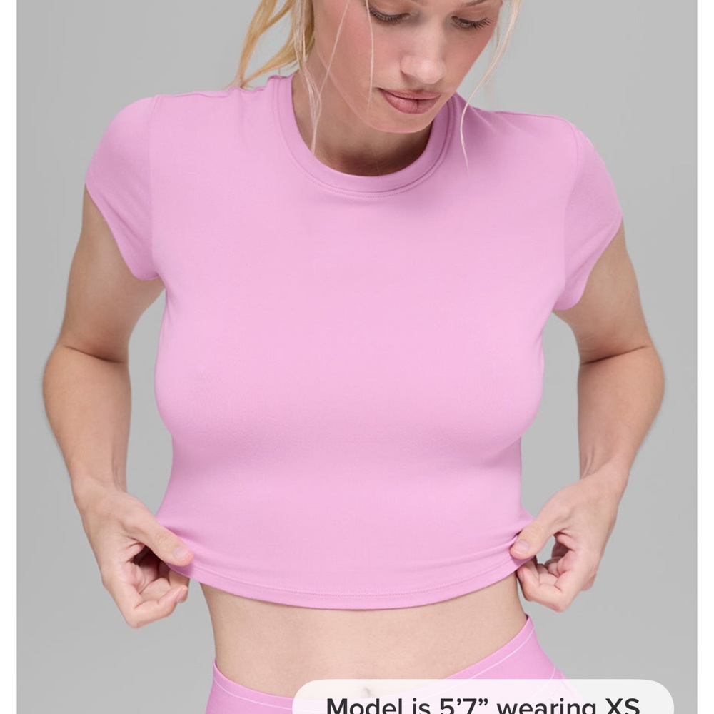 Candy Heart pink Alo Finesse short sleeve